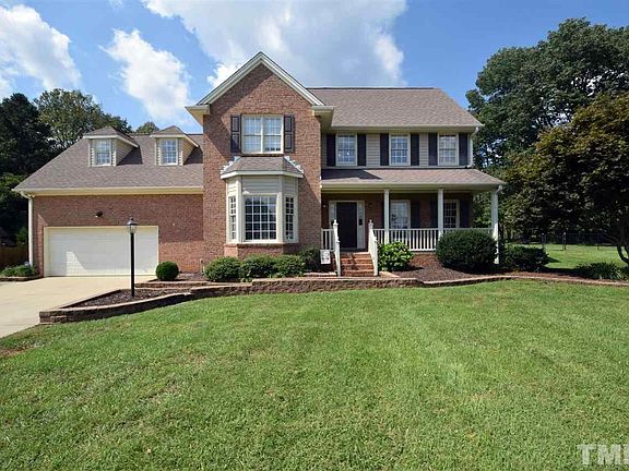 2nd image of 3901 Longmeadow Dr