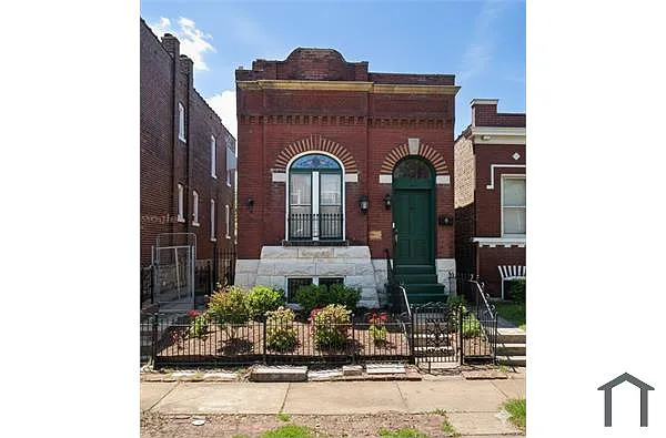 3318 Itaska St photo 1