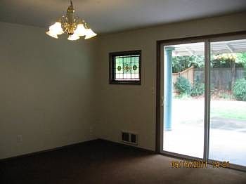 4th image of 1607 Pine Ave