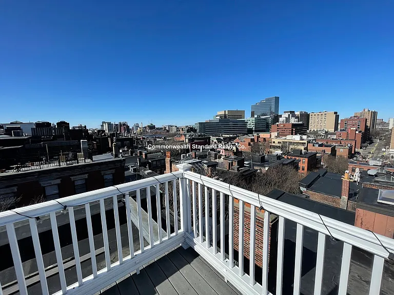 15 Revere St #B — Photo 17