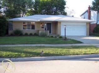 11377 Meadowbrook Dr, Warren, MI 48093