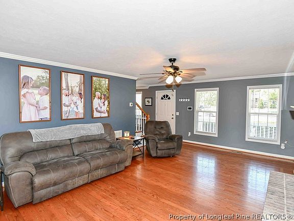 4th image of 256 Arlington Dr