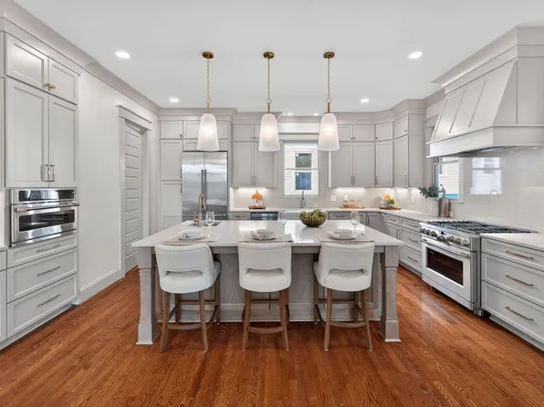 504 Tilden St, Raleigh, NC 27605