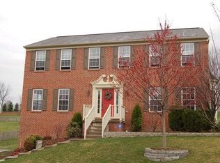 207 Chadwick Trl, Cranberry Township, PA 16066