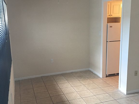 5th image of 311 S Betty Ln APT 18