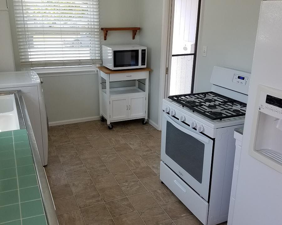 1st image of 4107 W 175th Pl