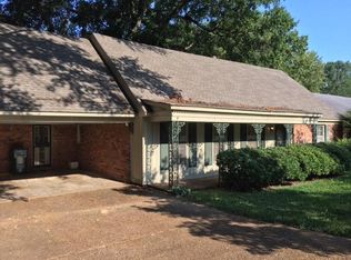 725 S Yates Rd, Memphis, TN 38120