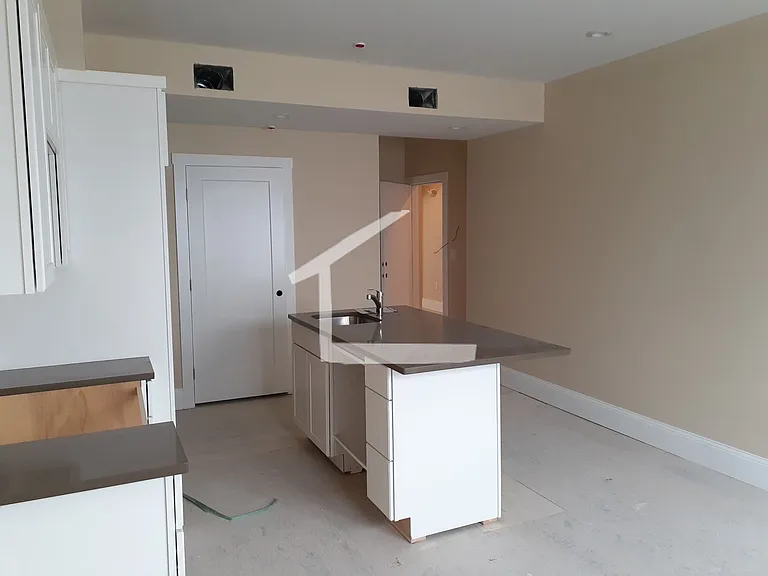 9 Glencoe St #C — Photo 2