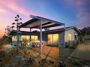 7135 Hollinger Rd, Joshua Tree, CA 92252