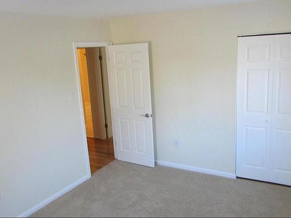 3rd image of 16102 Indus Dr