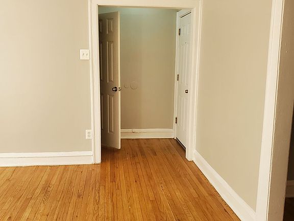 5th image of 7648 S Phillips Ave #2418-2