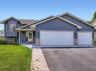 610 Sunset St, Buffalo, MN 55313