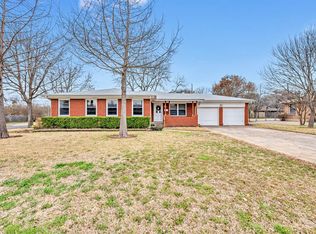 2100 La Porte Dr, Waco, TX 76710