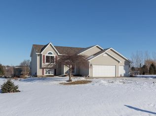 5833 Glenbrook Ct SE, Rochester, MN 55904