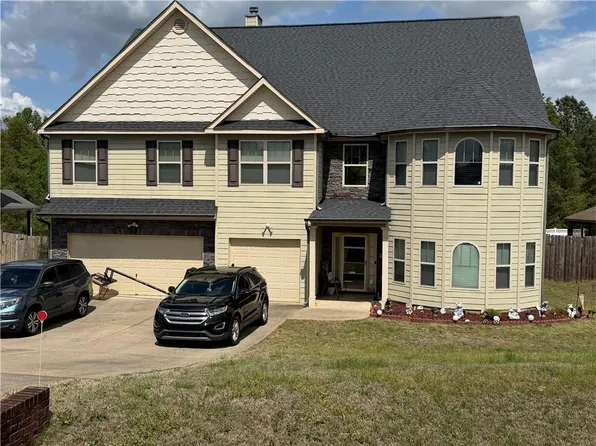 34 Peacock Dr, Phenix City, AL 36869