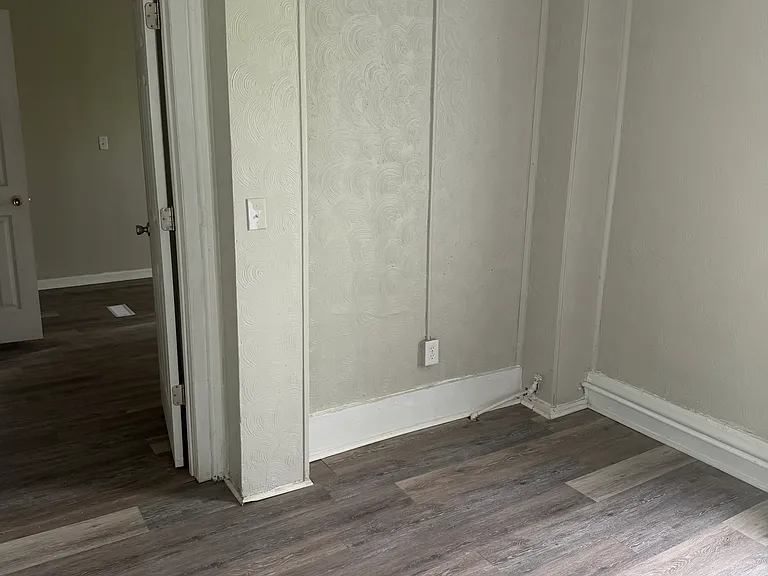 228 E Center St #103 — Photo 3