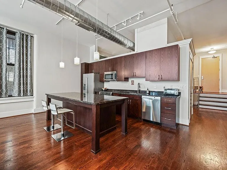417 Vine St #302 — Photo 4