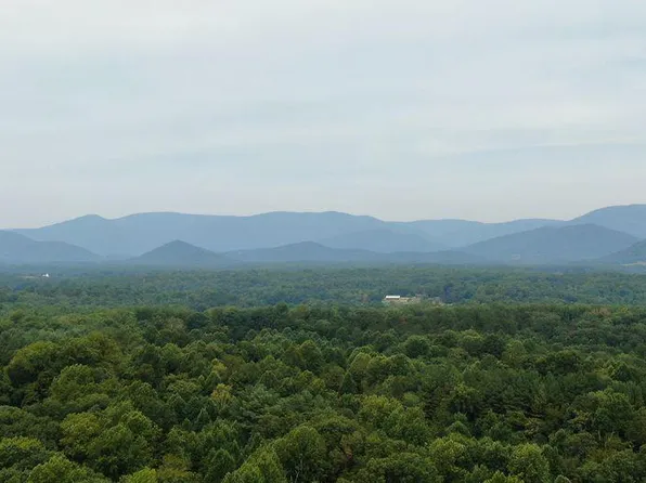 44 Buffalo River Rd, Earlysville, VA 22936