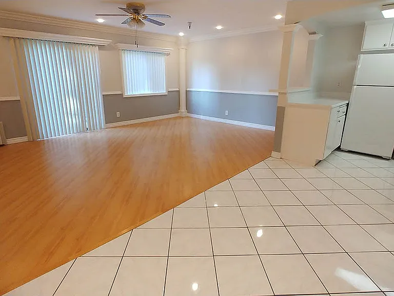 Five Star Suites — Photo 195