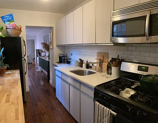 Rented by Nest Seekers International | media 8