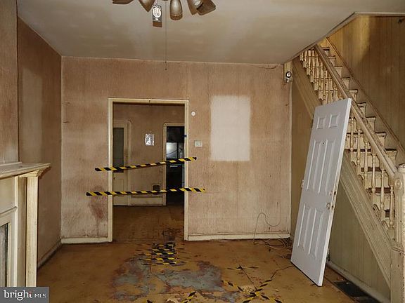 3rd image of 225 W Zeralda St