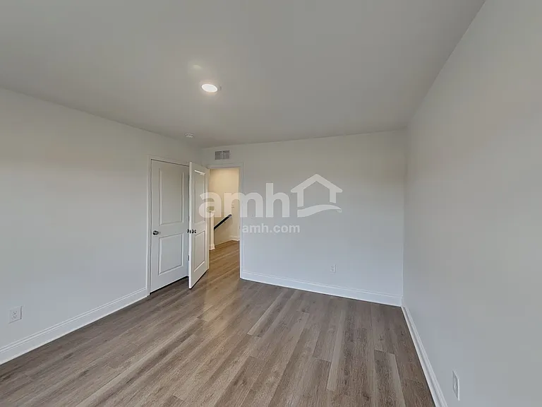 9034 Henley Ave — Photo 13