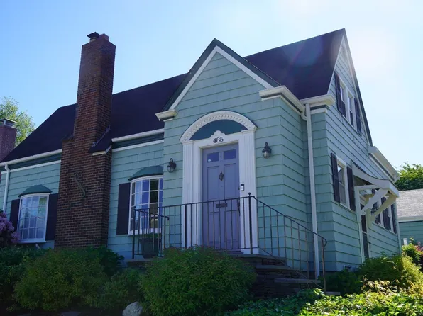 485 Rock St, Fall River, MA 02720