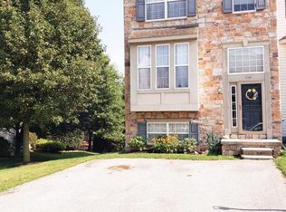 1320 Wanda Dr, Hanover, PA 17331