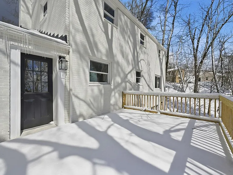 624 Orchard Hill Dr — Photo 31