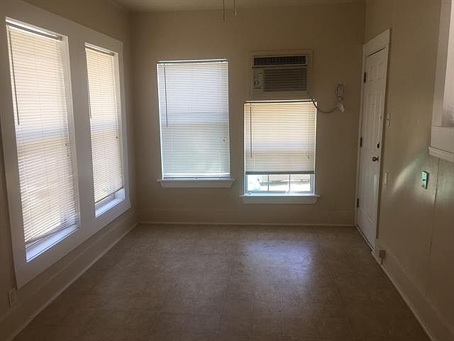 2nd image of 1000 Gregg St