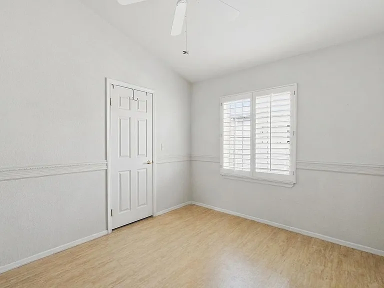 8865 E Baseline Rd — Photo 17