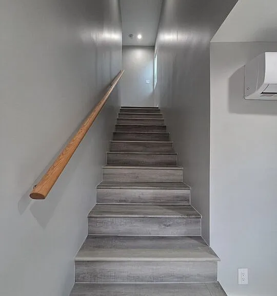 5353 1/2 S Harcourt Ave — Photo 3