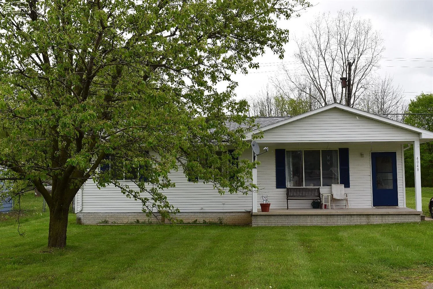 4048 N Genesee Rd photo 1