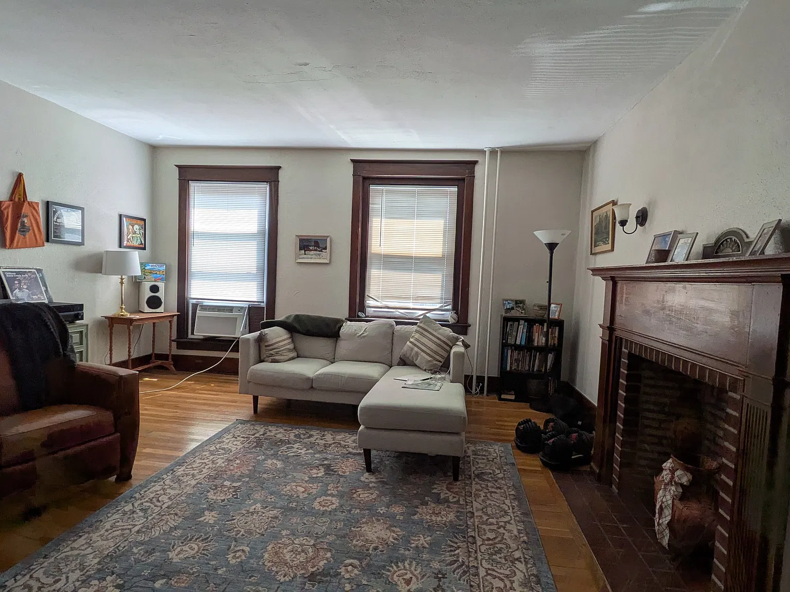 1 bed, 900 sqft, $1,500 — Photo 2