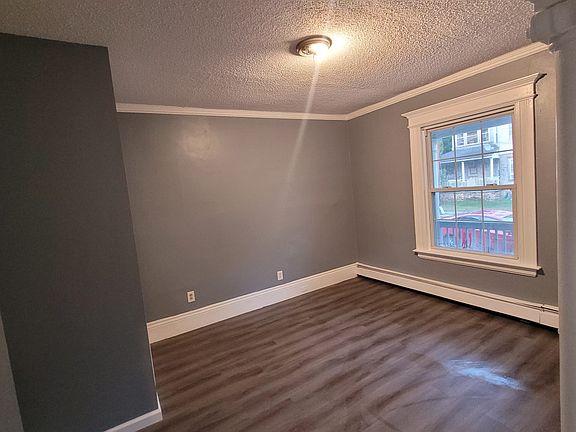 4th image of 95 Atwood St Floor 1