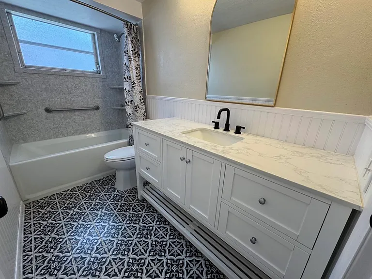 5636 Casino Dr — Photo 8