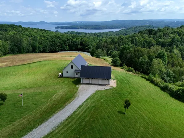 1293 City Farm Road, Newport Town, VT 05857