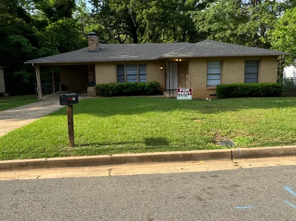 1601 Graham Dr, Tyler, TX 75701