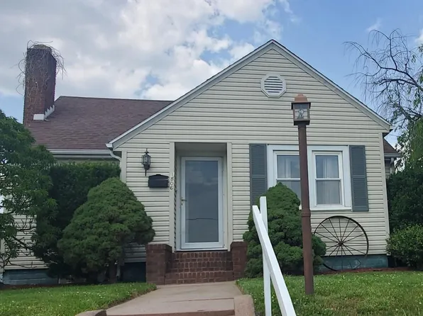 1806 Memorial Ave, Washington, IN 47501