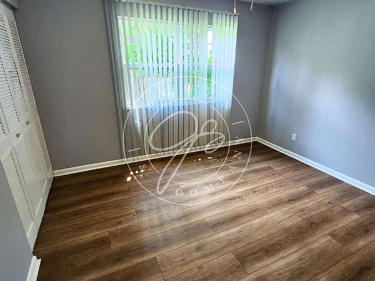 1719 W Bancroft St #D — Photo 14