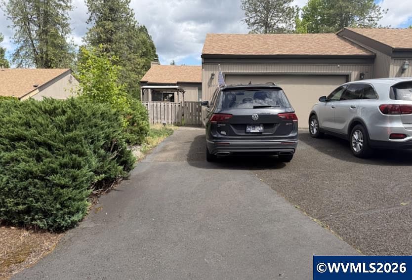 1st image of 6504 Huntington Cir SE