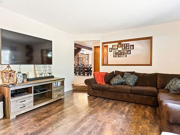 5th image of 7511 NE 154th St