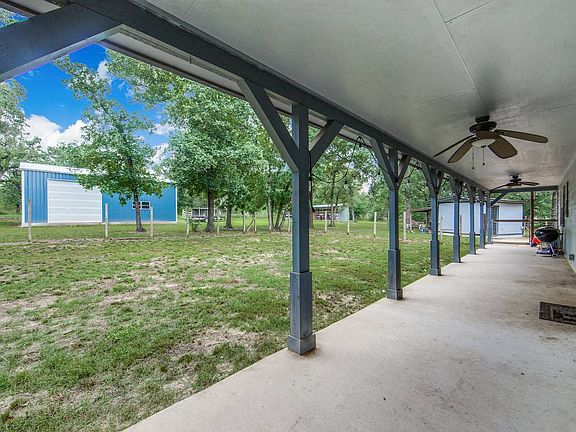 4th image of 137 Oak Hollow Dr