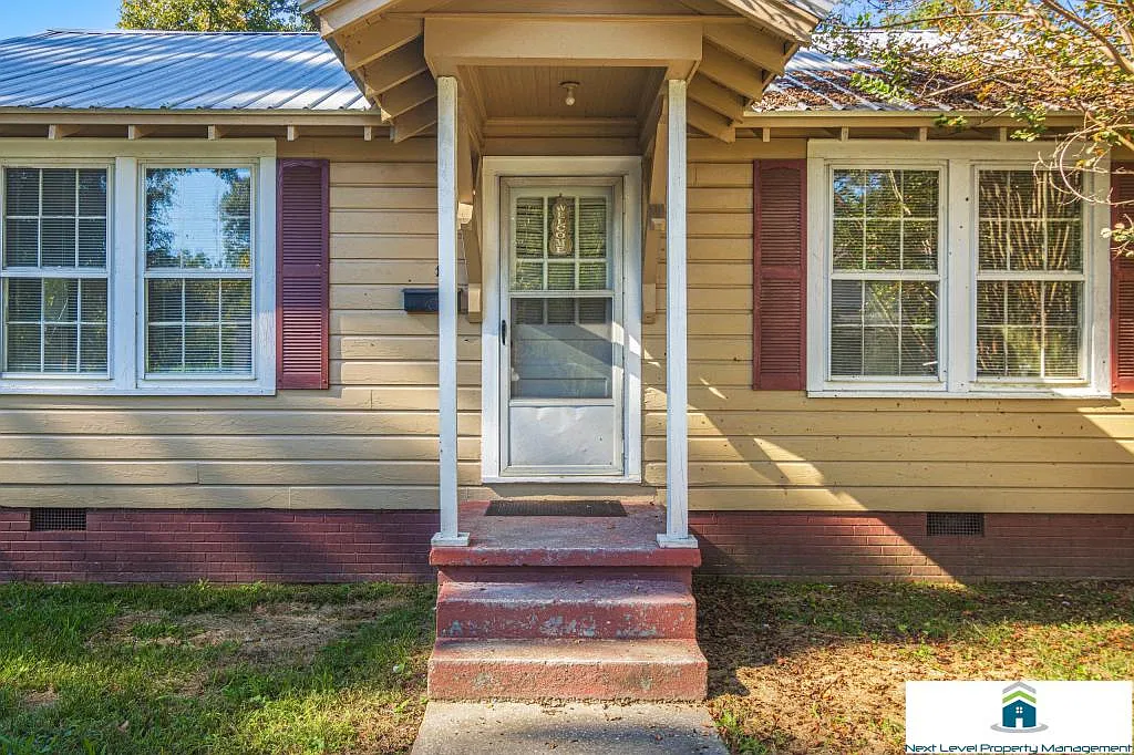 171 Cypress St — Photo 4