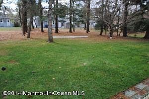 2nd image of 910 Edgebrook Dr N