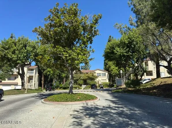 688 Indian Oak Ln Unit 107, Oak Park, CA 91377