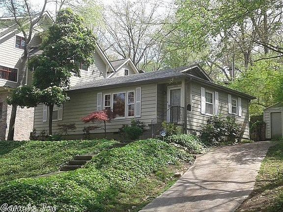 3rd image of 4221 N Lookout St