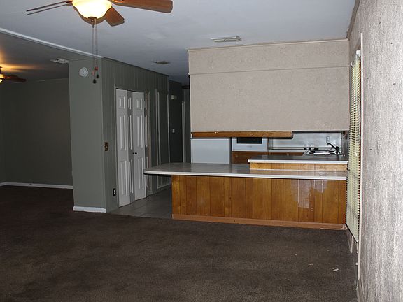 5th image of 2440 Mecom Dr