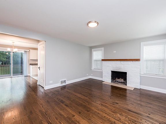 2nd image of 803 Flossmoor Ave