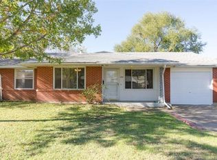 1614 Glen Key St, Grand Prairie, TX 75051